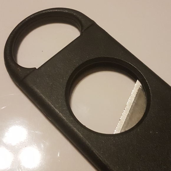 🚬 Cigar Cutter - Picture 4 of 4